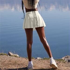OQQ Flowy Tennis Skirt Gym Yoga Athletic Workout Skort Hidden Pocket Size L